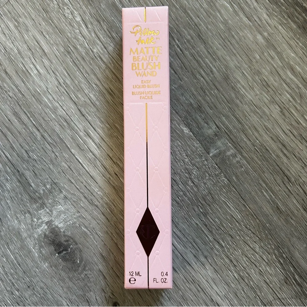 Charlotte Tilbury Matte Beauty Blush Wand - Pillow Top Peach Pop New!